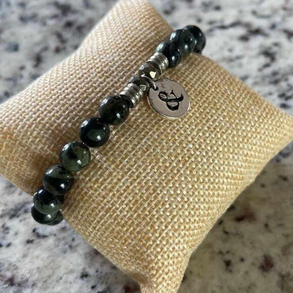 T. Jazelle TJ Precious Stone Silver Stretch Bracelet with “&” Charm Cape‎ Cod MA - Picture 4 of 5